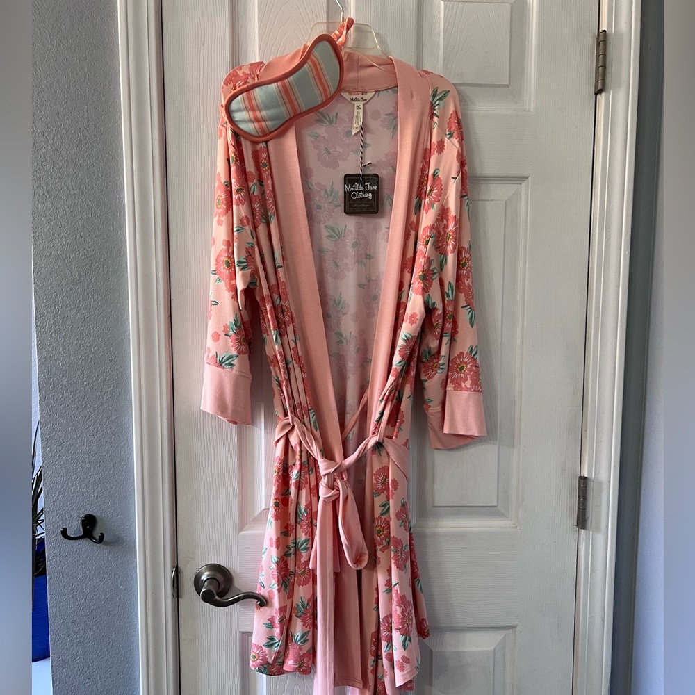Matilda Jane Robe Set coral with a floral print NEW